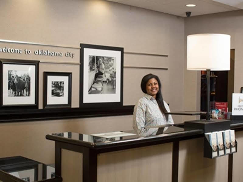 Hampton Inn & Suites Oklahoma City Airport Esterno foto